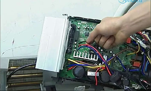 奎文美的空调电话是多少